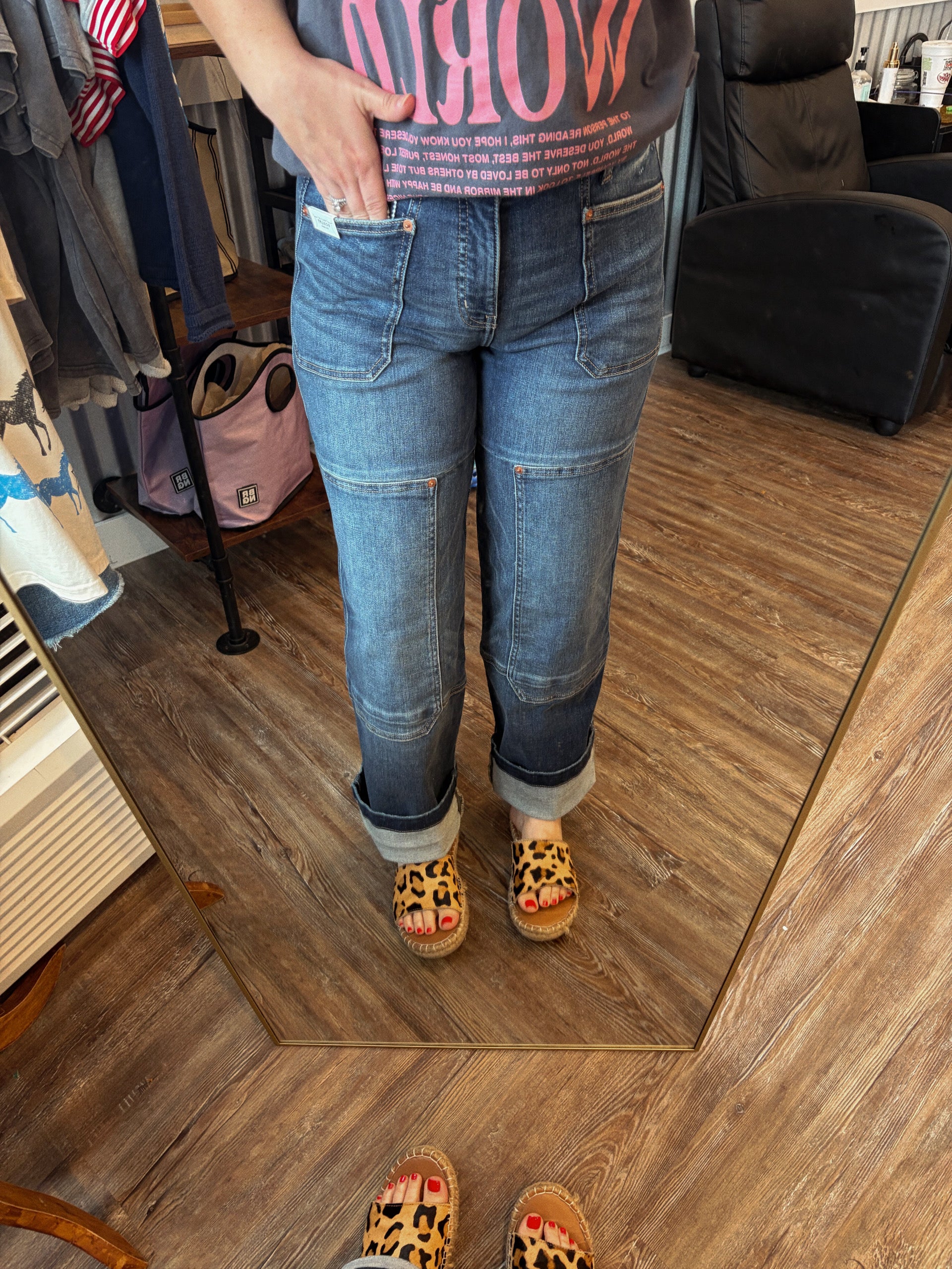 AV Relaxed wide leg jean